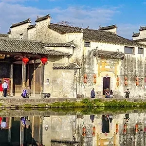 4 Days Huangshan Tour to Hongcun Village & Tunxi Old Street