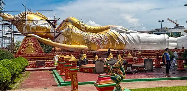 8 Days Laos Tour Package to Vientiane, Xieng Khouang, Luang Prabang