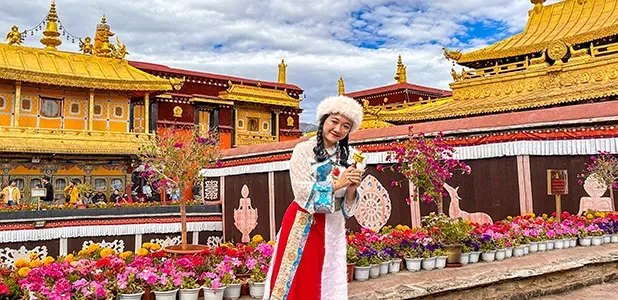 8 Days Private & Group Tibet Adventure to Mt Everest