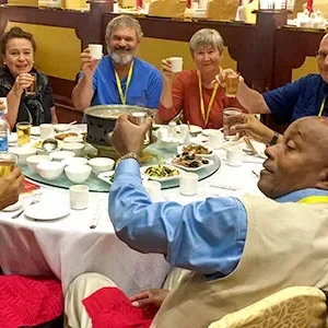 Guangzhou Food Tour: City Walk, Market & Snack Tasting