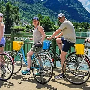 Private Guided Yangshuo Bicycle Tour along Ten-Mile Gallery