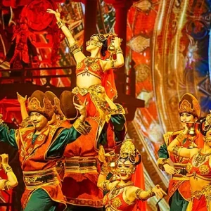 Royal Banquet Night Tour at Yuxiandu: Feast, Live Show