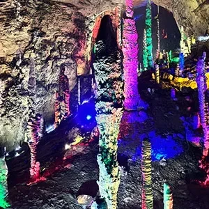Zhangjiajie Day Trip to Baofeng Lake & Yellow Dragon Cave